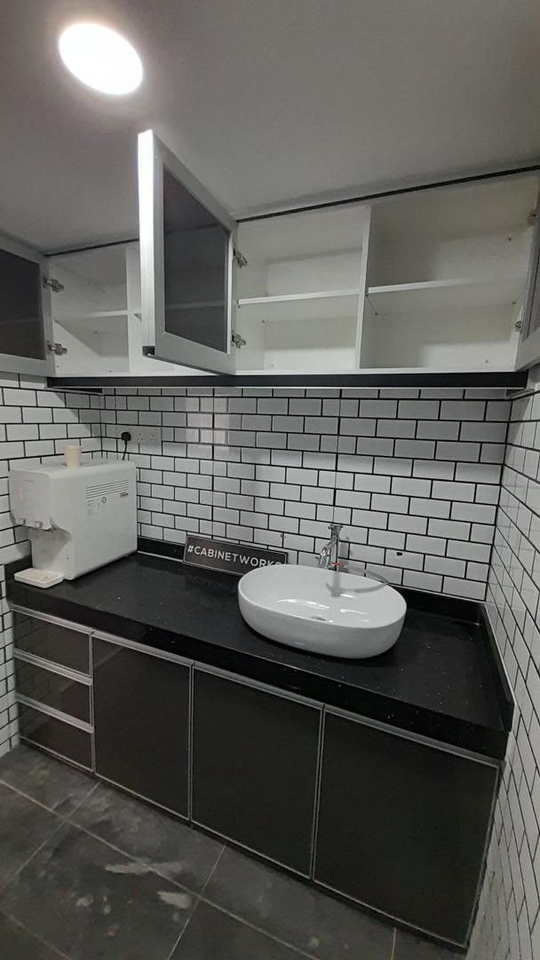 Dapur Basah Putih Gloss + Sinki Vessel